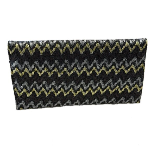 DESIGNER INSPIRED DESIGN, CLUTCH OR SHOULDER BAG. COMES WITH 46″INCH SILVER CHAI - Picture 9 of 16